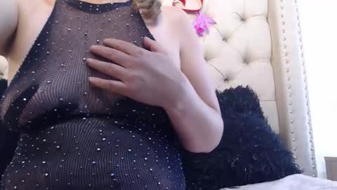 Natasha Claus online show from 02.16.26