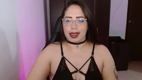 Natasha Smithe  online show from 09.27.25