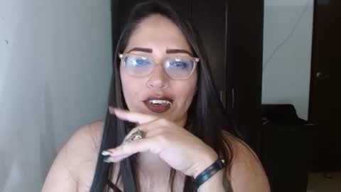 Natasha Smithe  online show from 10.23.25