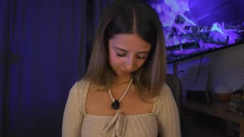 Natasha Independent model online show from 12.17.25