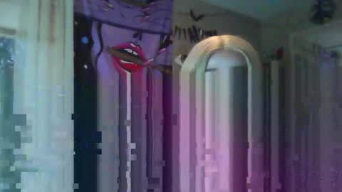 Snapshot of natbaby2002 chatting on 10.22.25 natbaby2002 online show from 10.22.25