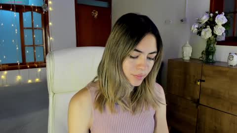 Snapshot of nathaaly_sky chatting on 01.13.25 nathaly sky online show from 01.13.25