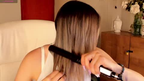 nathaly sky online show from 01.15.25