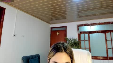 Snapshot of nathaaly_sky chatting on 01.29.25 nathaly sky online show from 01.29.25