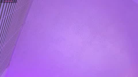 Snapshot of nathaaly_sky chatting on 10.15.25 nathaly sky online show from 10.15.25