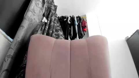     NATHALIA online show from 04.13.26