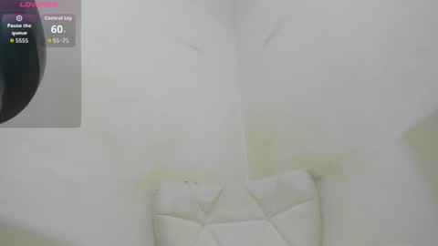 Snapshot of nathalia_isazax chatting on 07.24.26 Nathalia Isaza online show from 07.24.26