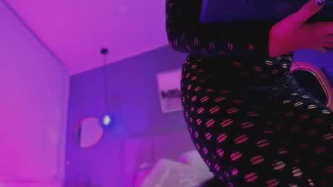 nathalia stone  online show from 01.18.26