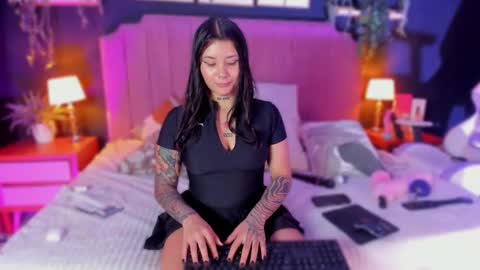 nathalia stone  online show from 03.21.26