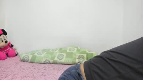 Nathalia online show from 04.12.26