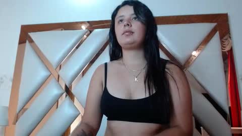 nathaly low online show from 02.02.26