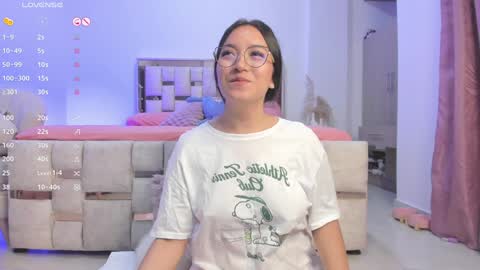 Snapshot of nathaly_star04 chatting on 12.11.24 online show from 12.11.24