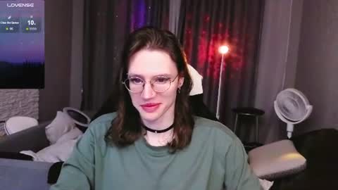 Snapshot of nathan_lucas chatting on 06.24.26 This name is so sexy you cant pronounce it. online show from 06.24.26