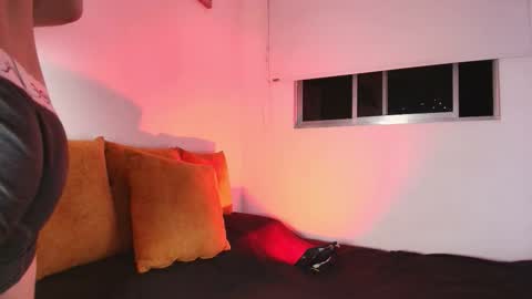   online show from 11.24.25