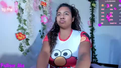 Snapshot of nathasha_jhonsom_ chatting on 06.17.26 Naty online show from 06.17.26