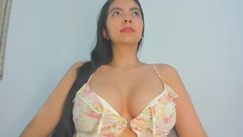 Snapshot of nathyy_garcia chatting on 11.08.25 Nathyy online show from 11.08.25