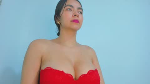 Snapshot of nathyy_garcia chatting on 11.19.25 Nathyy online show from 11.19.25