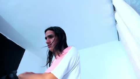 Snapshot of nati_sm chatting on 02.08.25 Nati online show from 02.08.25