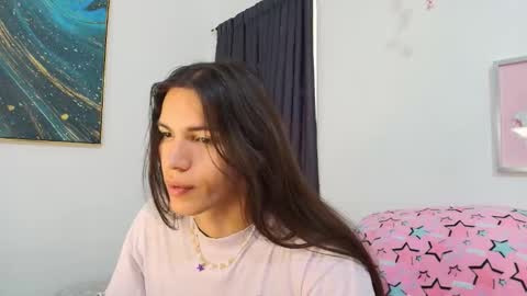 Snapshot of nati_sm chatting on 12.18.25 Nati online show from 12.18.25