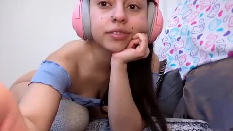 Natalia online show from 12.19.24