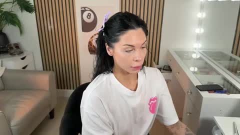 NATTY FIERROS online show from 11.06.25