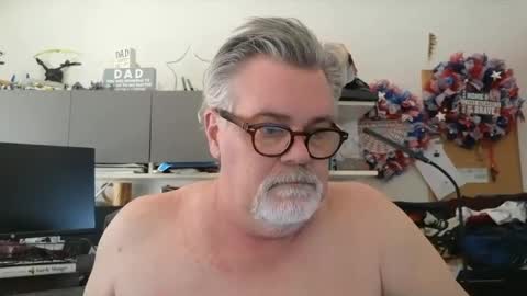 Snapshot of naturalchef69 chatting on 03.10.25 naturalchef69 online show from 03.10.25