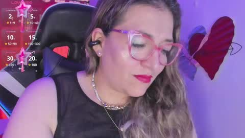 Snapshot of naty__mature_ chatting on 03.07.25 Nataly online show from 03.07.25