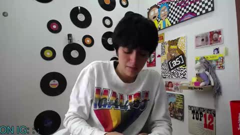 Snapshot of naty_lux19 chatting on 02.18.25 Fernanda online show from 02.18.25