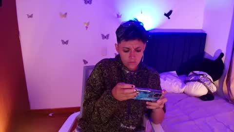 Snapshot of naty_lux19 chatting on 11.25.25 Fernanda online show from 11.25.25