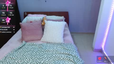 Natalia online show from 12.22.24