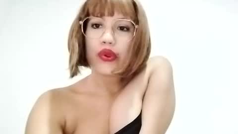 Naty online show from 11.23.25