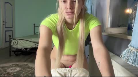 Andreea online show from 12.04.25