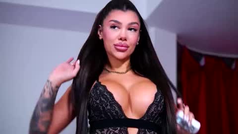 Naty online show from 09.25.25