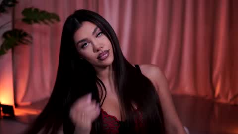 Naty online show from 04.10.26