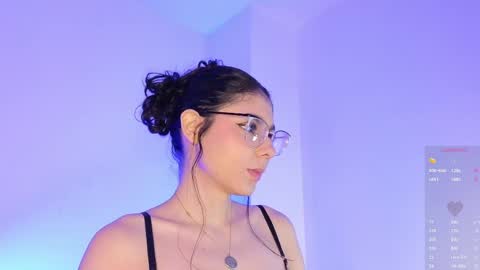 Snapshot of natysaenz1 chatting on 04.01.26 Natalia online show from 04.01.26
