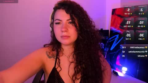 Snapshot of naughty_butt chatting on 11.29.25 Megan online show from 11.29.25