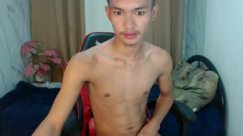 Snapshot of naughty_cy chatting on 06.25.26 itzme cyril online show from 06.25.26