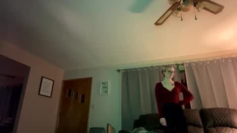 Snapshot of naughty_daydream chatting on 02.15.26 Naughty Dreamer online show from 02.15.26