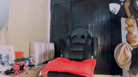 Miller online show from 01.17.25