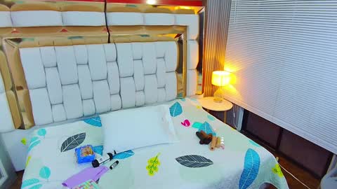 SASHA  online show from 01.15.25