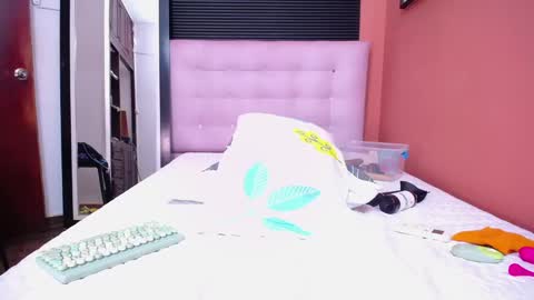 SASHA  online show from 02.21.25