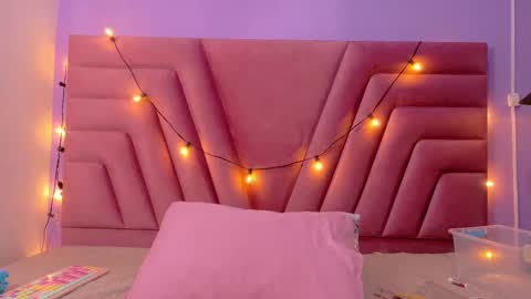 SASHA  online show from 11.14.25