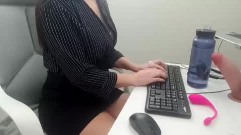 Naughty HR Manager online show from 03.05.26