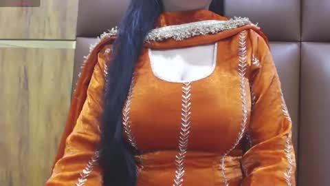 Snapshot of naughty_love489696 chatting on 07.10.26 riya online show from 07.10.26