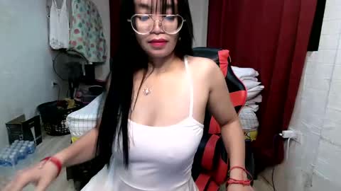 Snapshot of naughty_mariaxx chatting on 03.05.25 Maria online show from 03.05.25