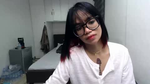 Snapshot of naughty_mariaxx chatting on 04.25.26 Maria online show from 04.25.26