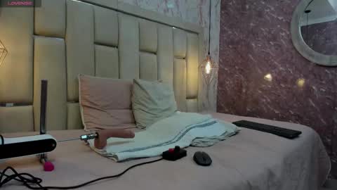 Melany  online show from 02.22.26