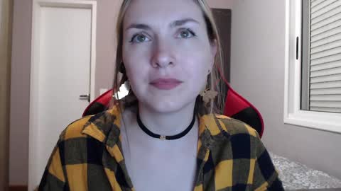 Snapshot of naughty_popa chatting on 01.20.25 Ann online show from 01.20.25