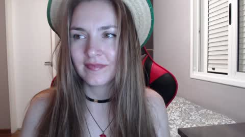 Snapshot of naughty_popa chatting on 01.22.25 Ann online show from 01.22.25