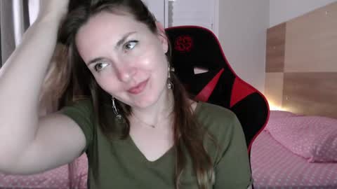 Snapshot of naughty_popa chatting on 02.05.25 Ann online show from 02.05.25